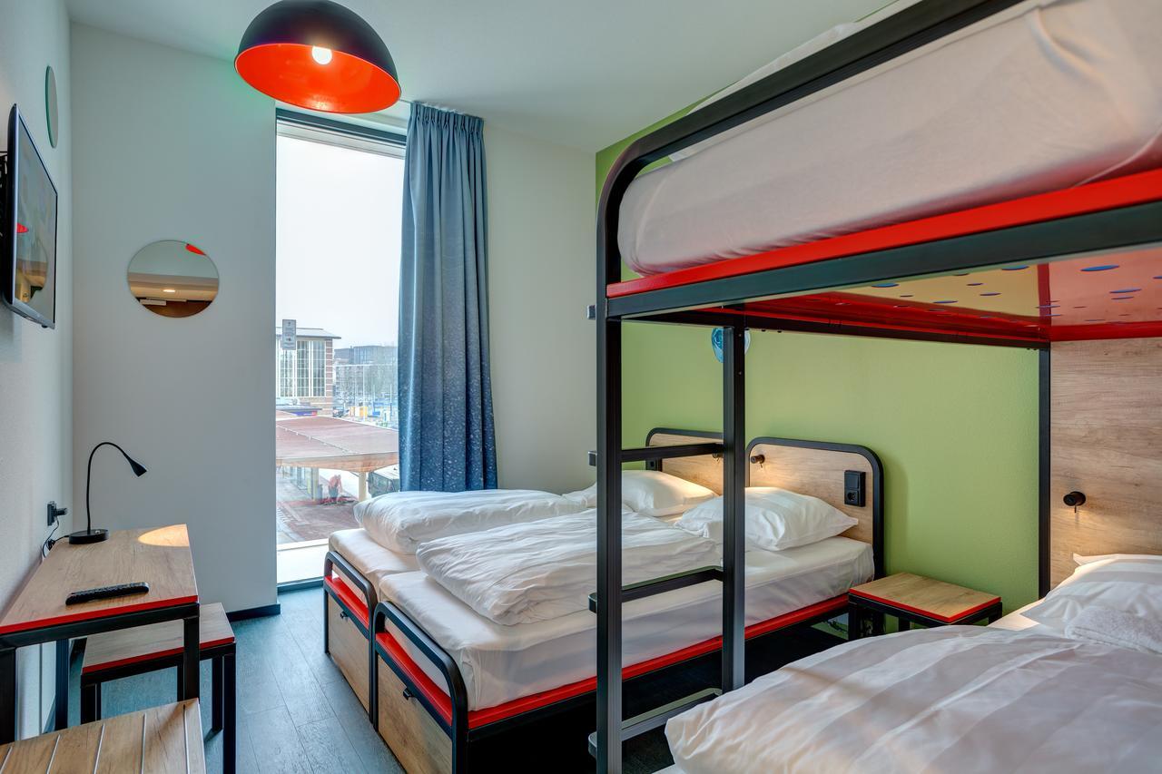Meininger Hotel Amsterdam Amstel Dış mekan fotoğraf